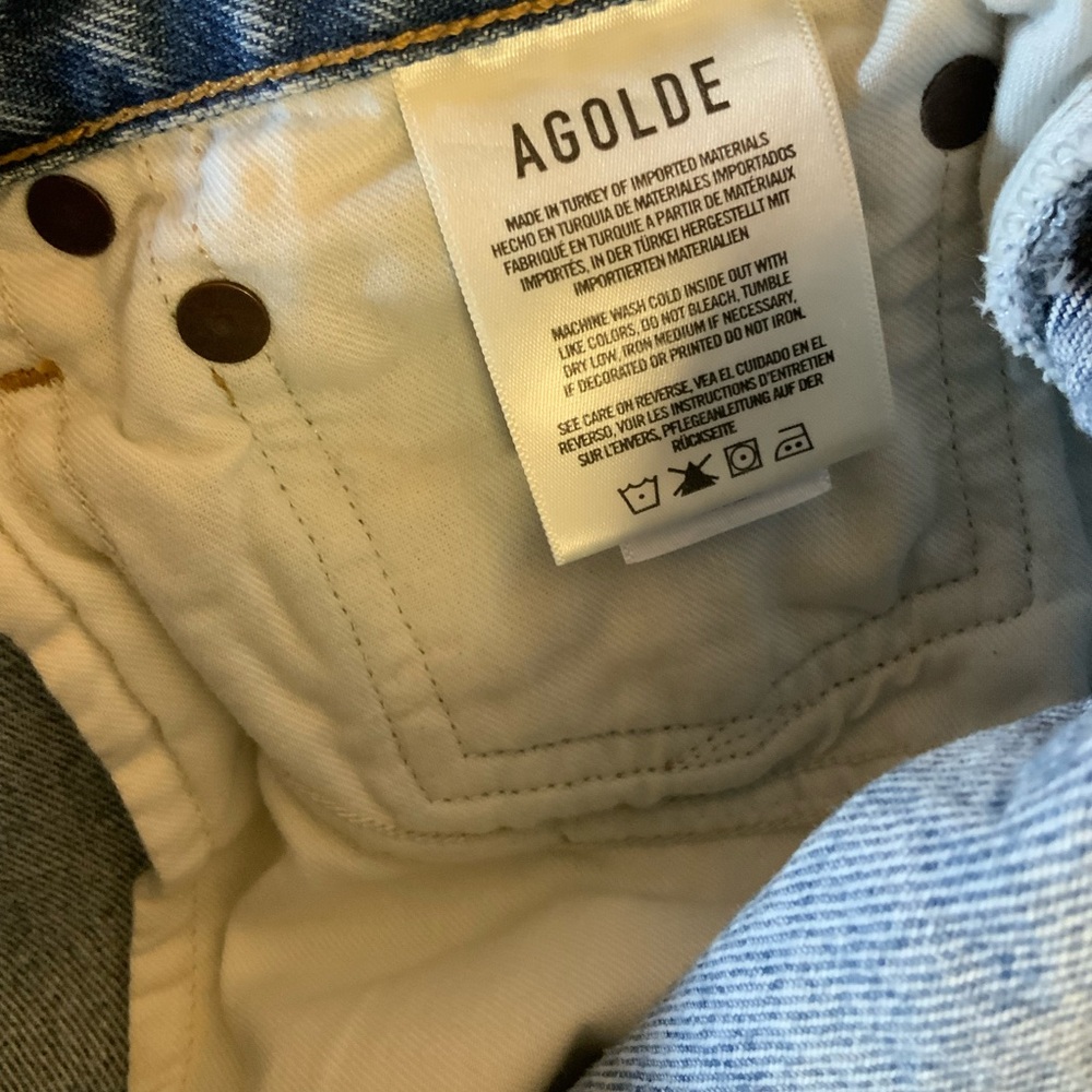 AGOLDE Parker Cut Off Jean Shorts - Picture 8 of 9